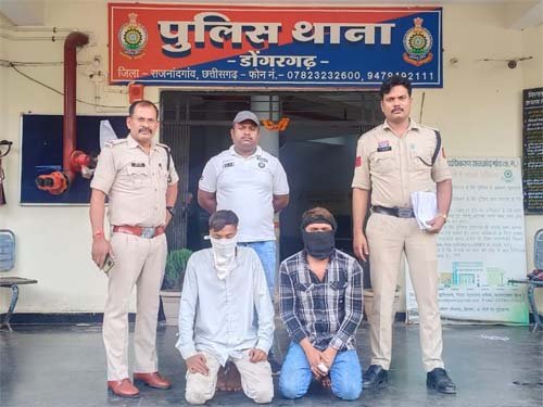कृष्ण जन्माष्टमी पर असामाजिक तत्वों पर पुलिस की कड़ी नजर, तीन आरोपी हथियार सहित गिरफ्तार