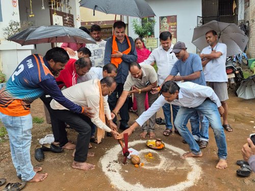 वार्ड 2 और 50 में 48 लाख रुपये से होंगे विकास कार्य, महापौर ने किया भूमिपूजन