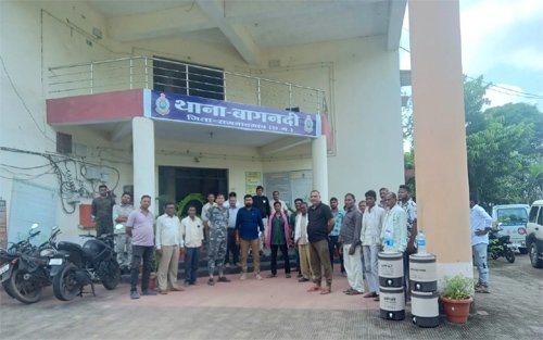 जनपद सभापति पर हमले के बाद गृहमंत्री के निर्देश पर थाना प्रभारी का तबादला