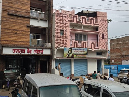 दीपावली से पहले सराफा कारोबारी के ठिकानों पर EOW और ACB की छापेमारी, दस्तावेजों की गहन जांच