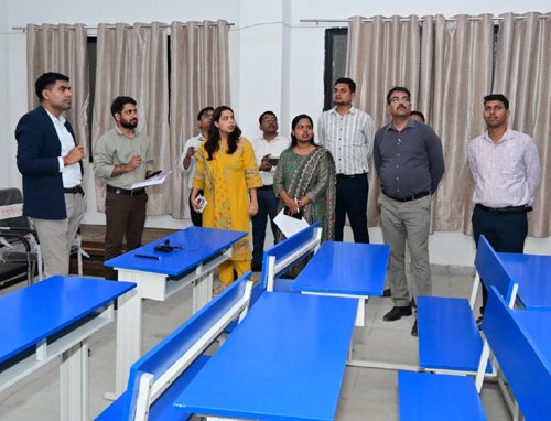 विधानसभा अध्यक्ष डॉ. रमन सिंह प्रयास आवासीय विद्यालय के विद्यार्थियों से करेंगे मुलाकात