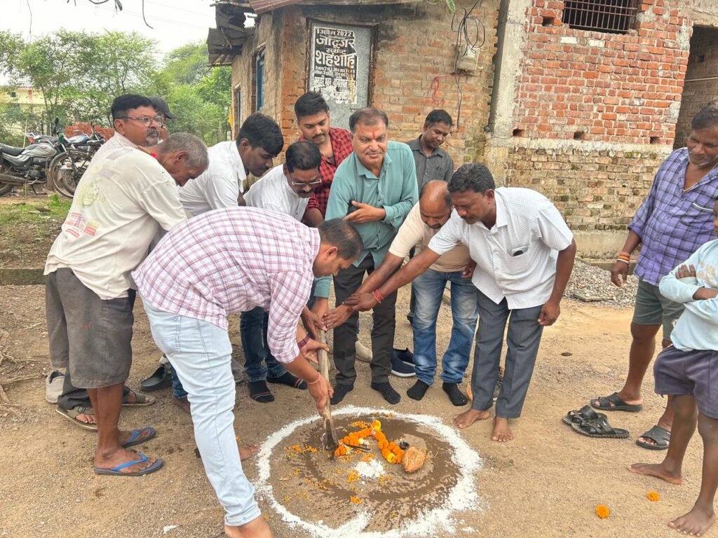 तीन वार्डों में 80 लाख से अधिक के विकास कार्यों का हुआ भूमिपूजन