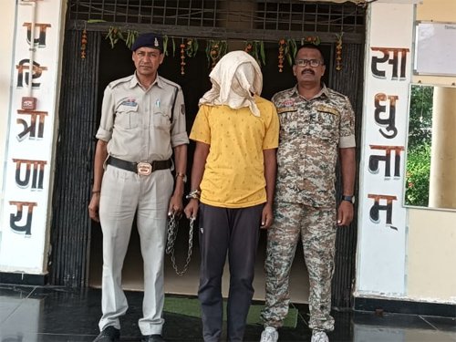 गौवंश तस्करी के फरार आरोपी को महाराष्ट्र से दबोचा