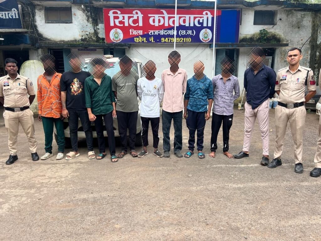 कोतवाली पुलिस की बड़ी कार्रवाई, मारपीट और आबकारी एक्ट के 9 फरार वारंटियों को किया गिरफ्तार
