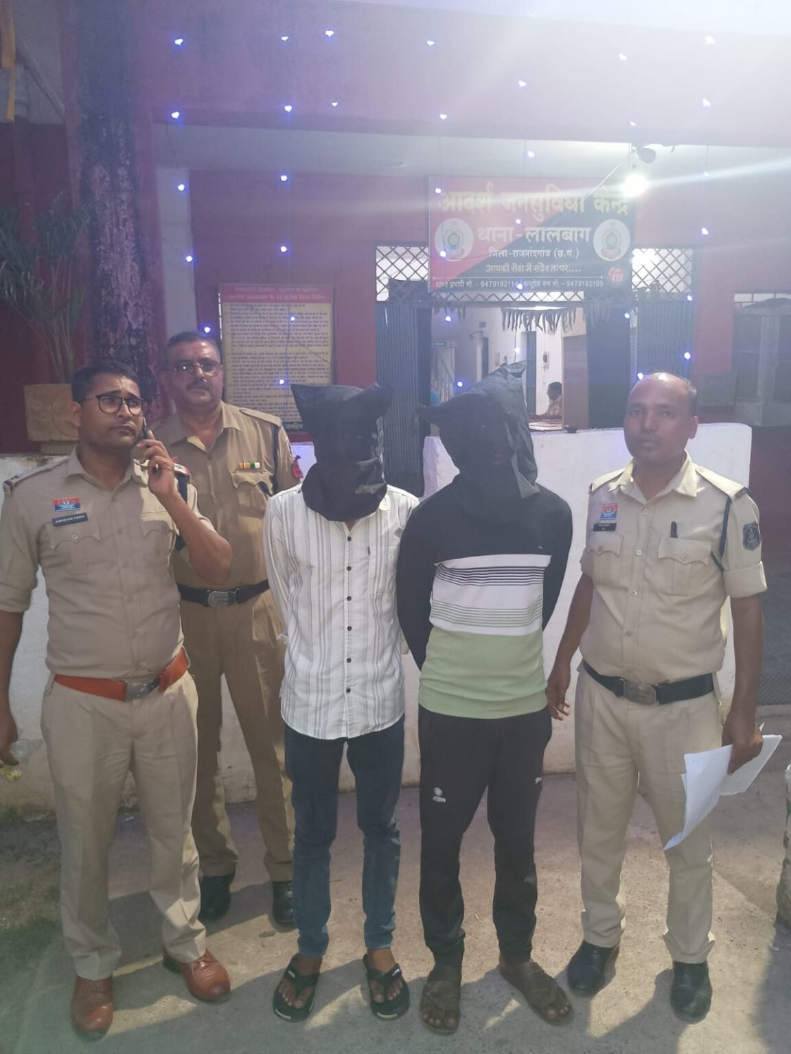 ग्रामीण क्षेत्र में अशांति फैलाने वाले दो युवक गिरफ्तार