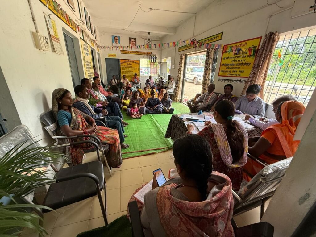 आदि कर्मयोगी अभियान अंतर्गत ग्राम पंचायत माहुद मचान्दुर में ग्राम सभा का आयोजन