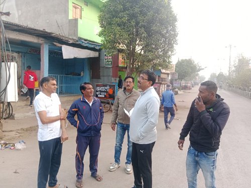 निगम आयुक्त ने इंदिरा नगर व बसंतपुर में किया सफाई व्यवस्था का जायजा