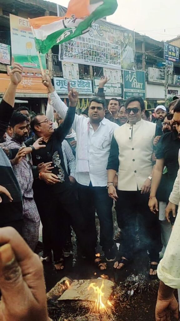 प्रधानमंत्री और ईडी के खिलाफ कांग्रेस का आक्रामक प्रदर्शन