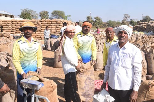 जिले में धान की खरीदी अभियान से किसानों में हर्ष व्याप्त