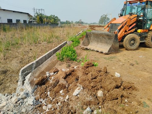 अवैध प्लाटिंग और शासकीय भूमि पर अतिक्रमण के खिलाफ जिला प्रशासन की सख्त कार्रवाई
