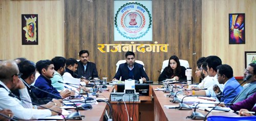 महिलाओं के ब्रेस्ट कैंसर की जांच के लिए शिविर लगाकर विशेष अभियान चलाएं : कलेक्टर