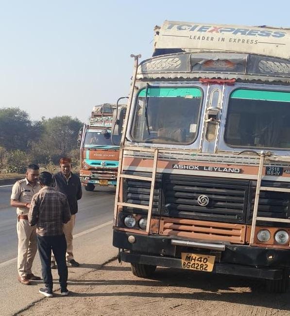 कलेक्टर के निर्देश पर परिवहन विभाग द्वारा सड़क सुरक्षा माह के तहत सघन