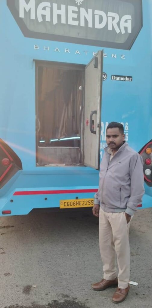 विशेष जांच अभियान में 26 यात्री स्लीपर बसों की जांच, सुरक्षा मानकों में कमी पर 46 हजार रूपए का जुर्माना
