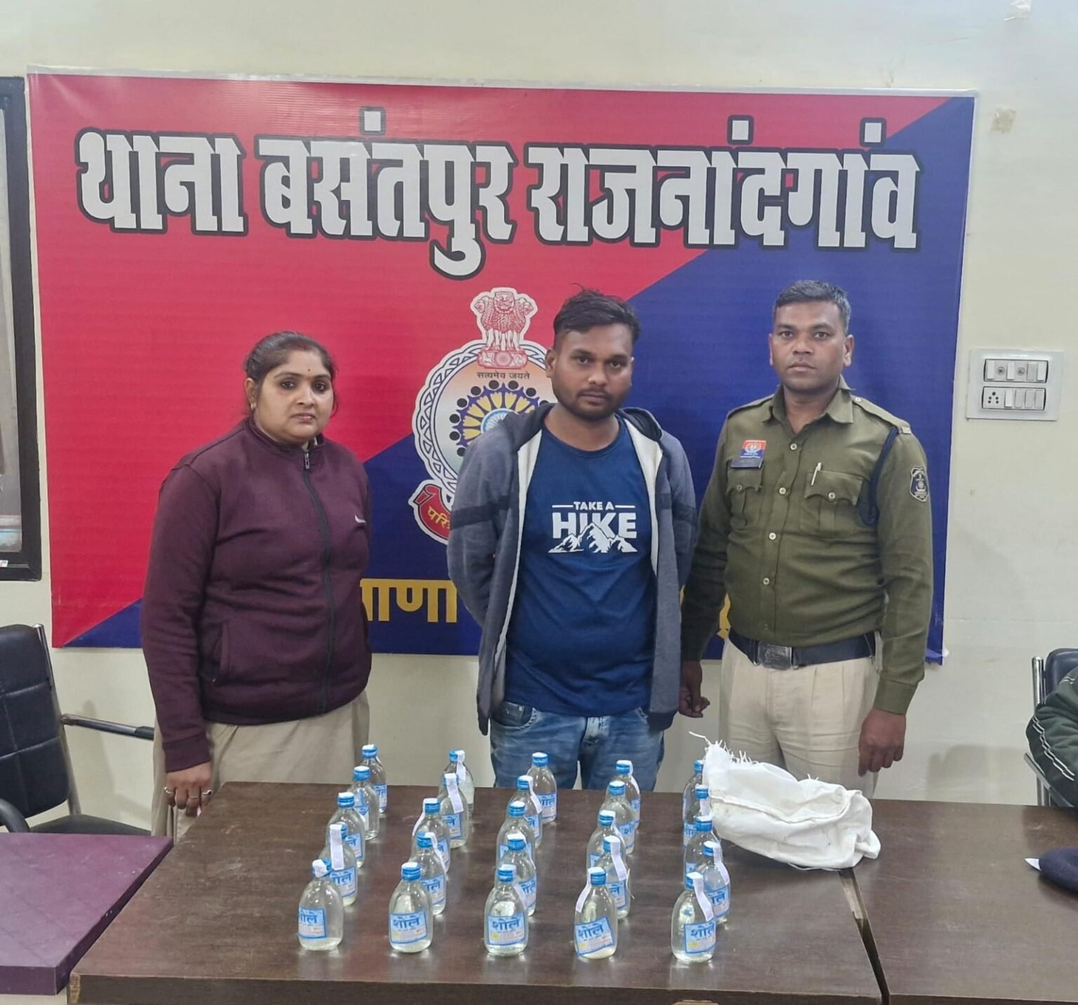 शराब कोचिया को किया गिरफ्तार