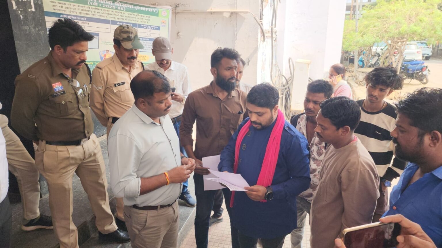 अजीत जोगी युवा मोर्चा ने आबकारी आयुक्त और खनिज अधिकारी के नाम सौंपा ज्ञापन, 7 दिनों का अल्टीमेटम