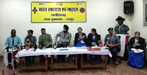 राज्य मुख्य आयुक्त भारत स्काउट्स एवं गाइड्स इंद्रजीत सिंह खालसा की अध्यक्षता में जिला संगठन आयुक्तों की समीक्षा बैठक संपन्न