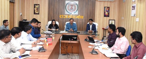 प्रशिक्षण लेकर जिम्मेदारी से करें जनगणना कार्य : संभागायुक्त