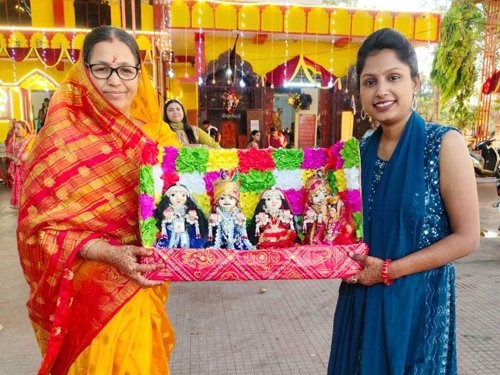 बाजे-गाजे और शोभायात्रा के साथ हुआ ईसर गणगौर का विसर्जन