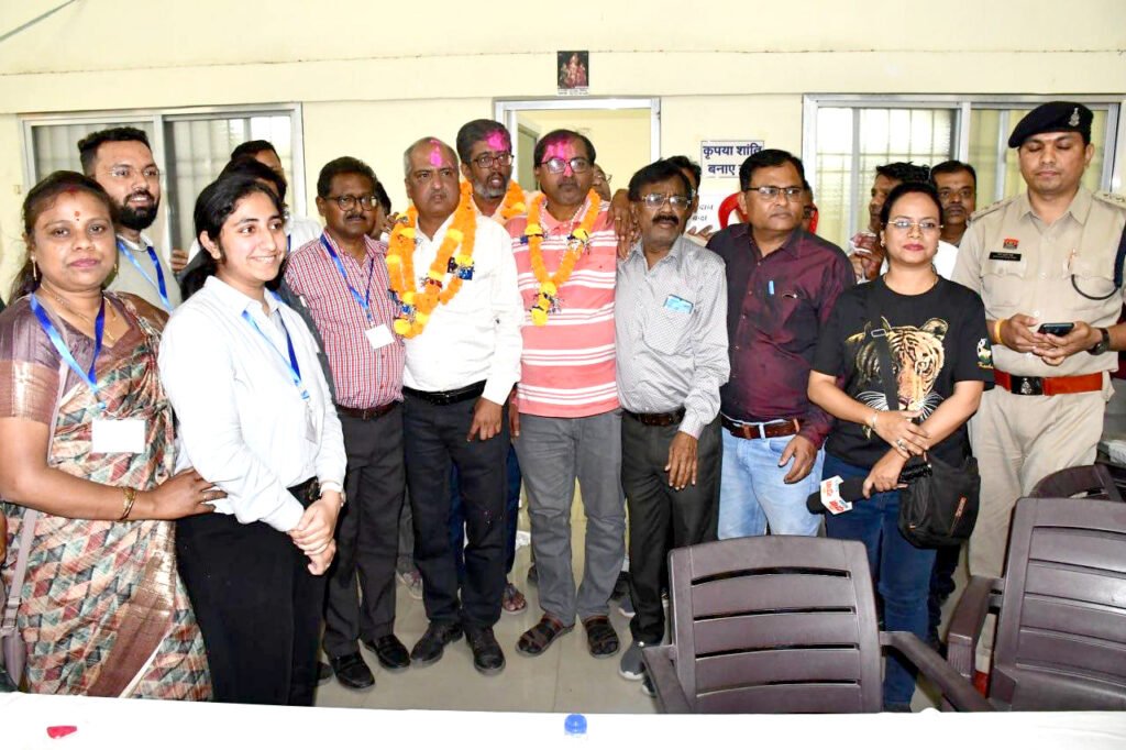 प्रेस क्लब चुनाव : सचिन अग्रहरि तीसरी बार अध्यक्ष, बसंत शर्मा कोषाध्यक्ष एवं अनिल त्रिपाठी सचिव बने