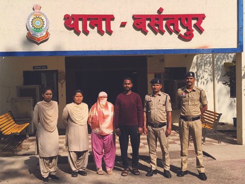 फर्जी मैरिज ब्यूरो का भंडाफोड़, थाना बसंतपुर पुलिस ने दो आरोपियों को किया गिरफ्तार