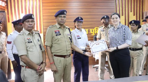 उर्स ड्यूटी में उत्कृष्ट कार्य करने वाले 200 पुलिसकर्मी सम्मानित, एसपी ने थपथपाई पीठ