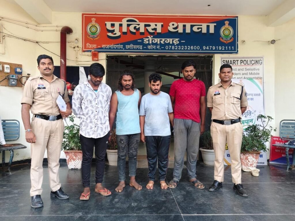ट्रैक्टर की बैटरियां चोरी करने वाले 04 आरोपी गिरफ्तार, चोरी का माल बरामद कर भेजे गए जेल